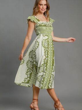 Umgee Green and Cream Floral Smocked Midi Dress